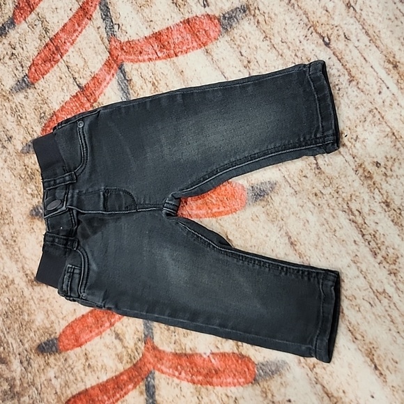 Baby boy H&M jeans - Picture 1 of 6